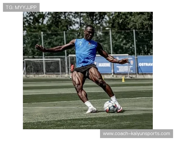 足球巨星背后必备的医疗团队究竟如何保障运动员的身体健康与竞技状态 足球巨星背后必备的医疗团队究竟如何保障运动员的身体健康与竞技状态